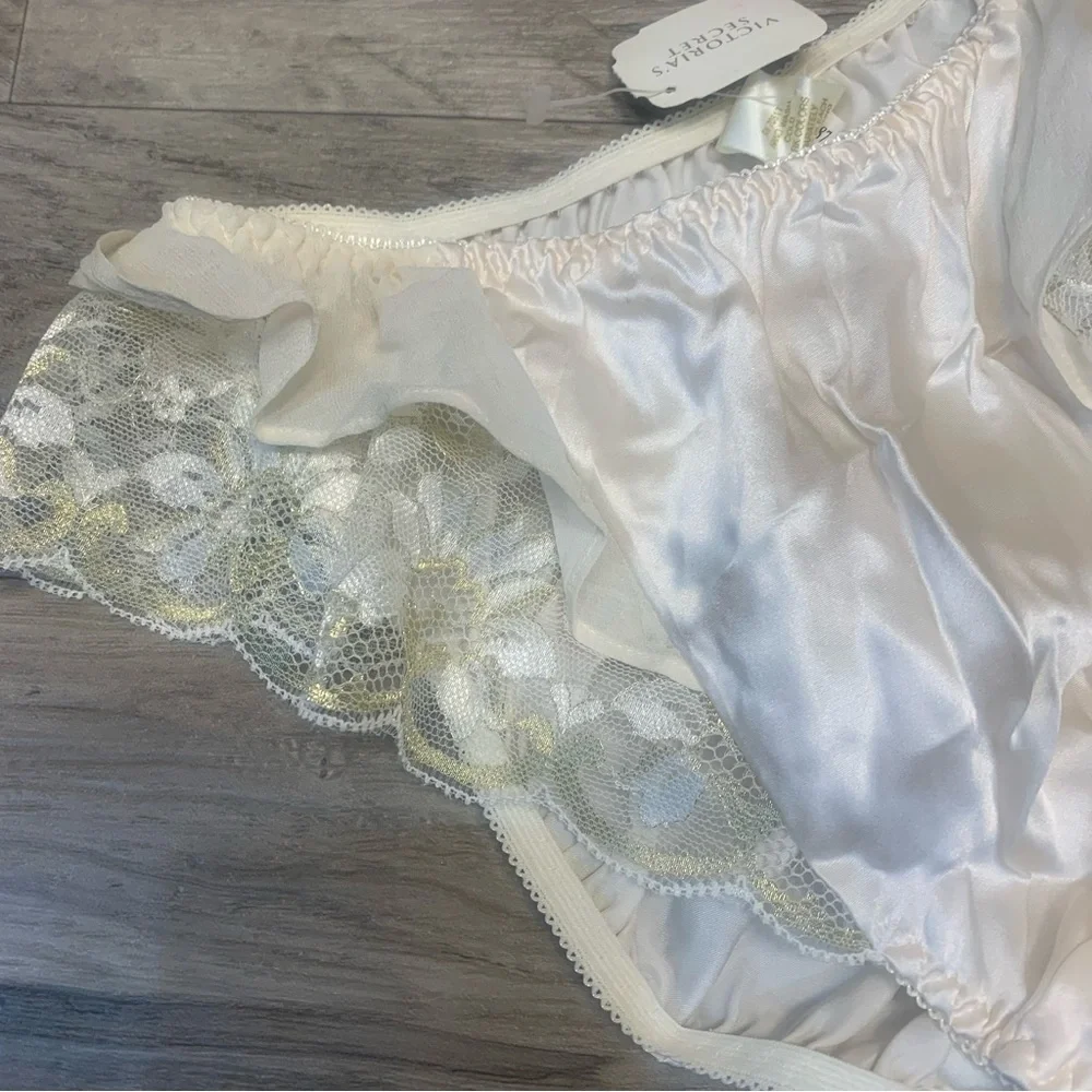 Victoria Secret Rare VTG Gold Label 90s 80s 100% Silk Lace Trim Bikini Panty - Picture 3 of 12